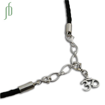 Ohm Leren Ketting Charmas