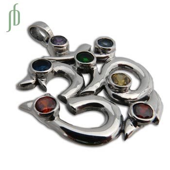 7 Chakra Ohm Hanger 3.5 cm Zilver